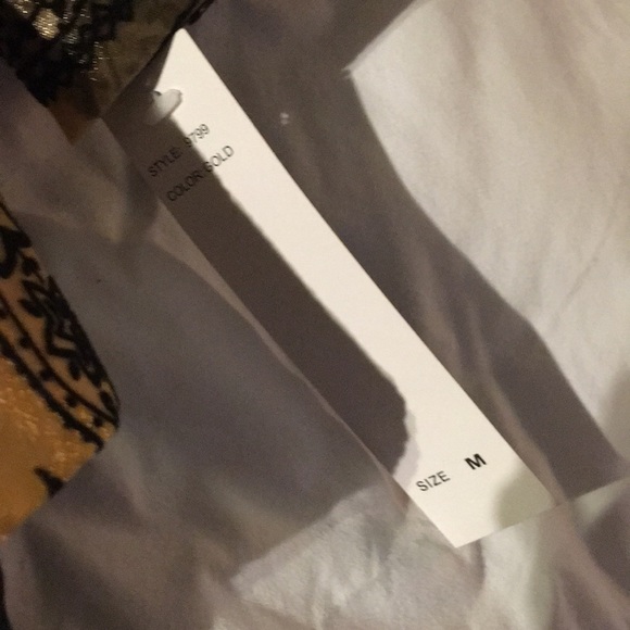 Madam X evening blouse/new w/tags - Picture 4 of 7